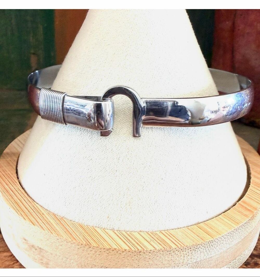 Titanium Hook Bangle Bracelet •